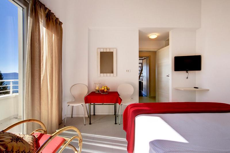 Apartments Lianto ตราสนิสเซ ภายนอก รูปภาพ