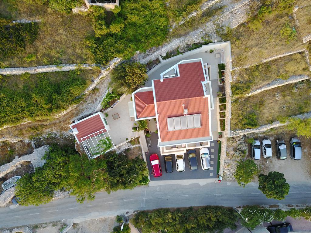 Apartments Lianto ตราสนิสเซ ภายนอก รูปภาพ