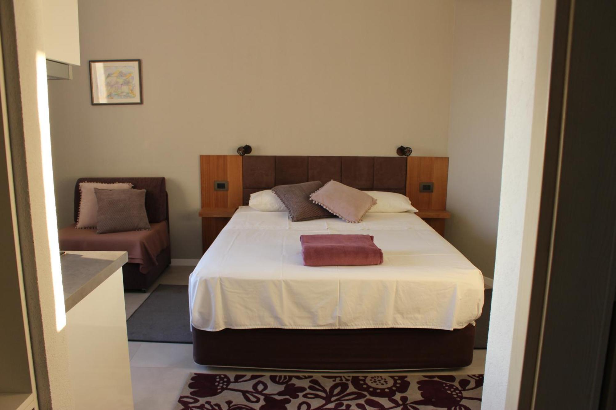 Apartments Lianto ตราสนิสเซ ภายนอก รูปภาพ